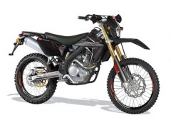 marathon-125-pro-2015-black-series.jpg