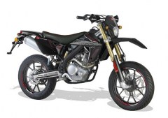 marathon-125-pro-sm-2015-black-series.jpg