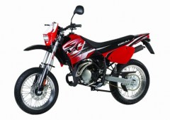 spike-50-sport-2005-rouge.jpg